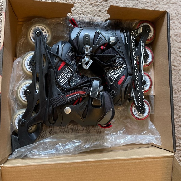 BladeRunner Phoenix Skates (Size 1-4 US) - Picture 1 of 11